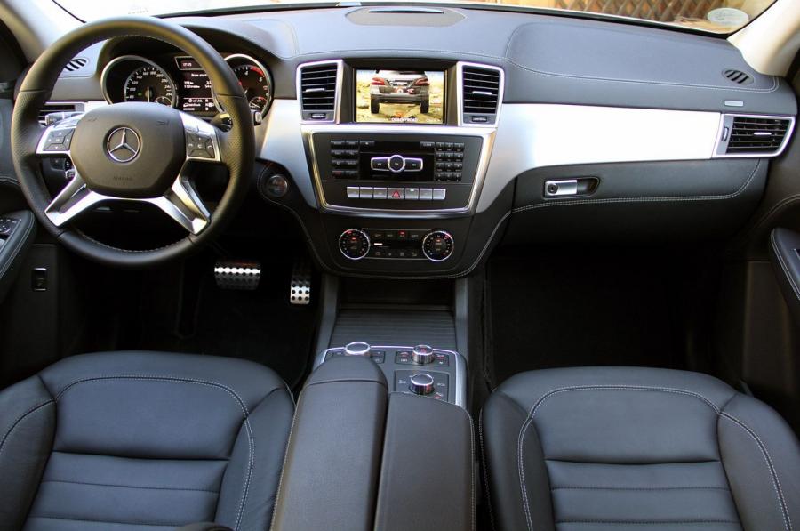  Mercedes-Benz ML350 BlueTEC 2012 года  (фото 18 из 56)
